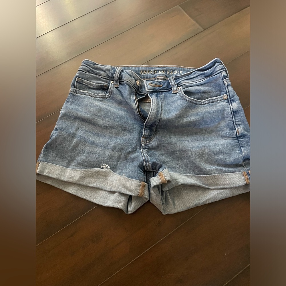 soft stretchy jean shorts